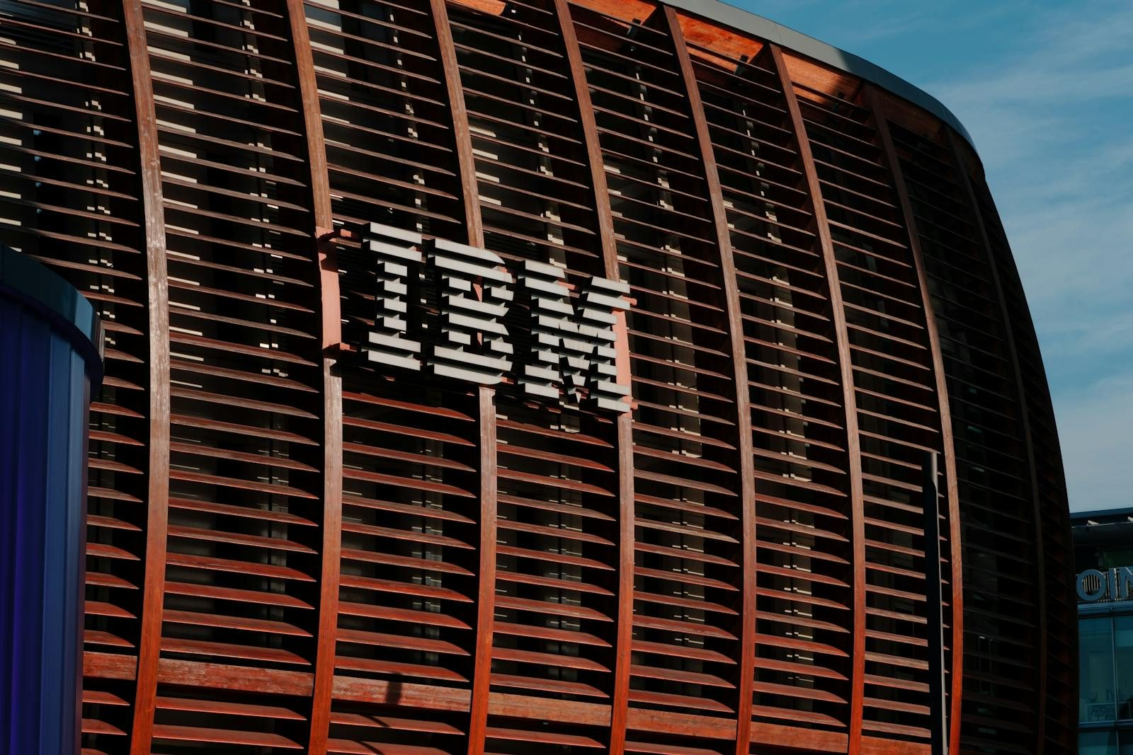 رئيس IBM يتوقع أول أفضلية كمومية حقيقية في 2026