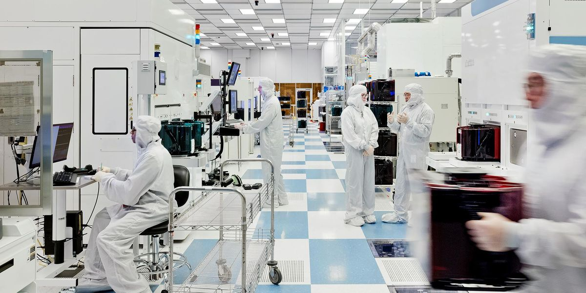 الولايات المتحدة تستثمر مليار دولار في تصنيع رقائق الحوسبة الكمومية